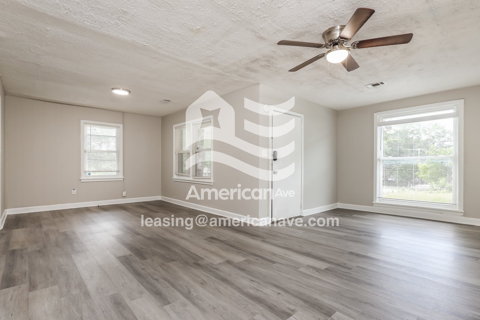 Building Photo - 2839 Schaul St