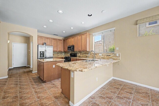 Building Photo - 472 W Pelican Dr