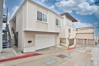 Building Photo - j120