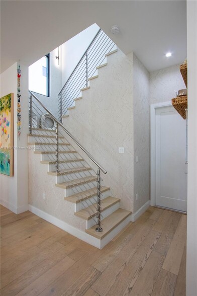 Building Photo - 4765 NW 85th Ave