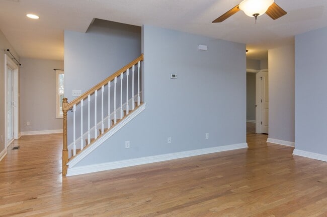 Building Photo - Central AVL - Beautiful 3/2 Cape Cod