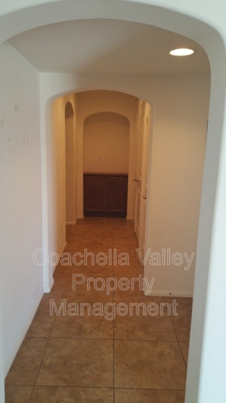 Building Photo - 235 Paseo Gregario