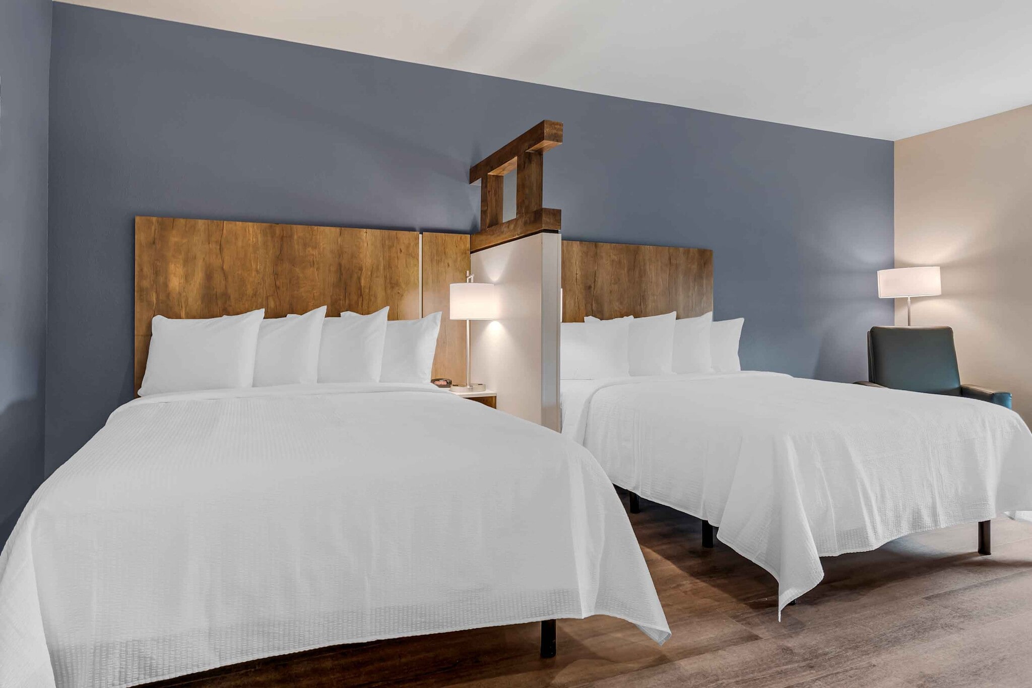 Building Photo - Furnished Studio-Yuma