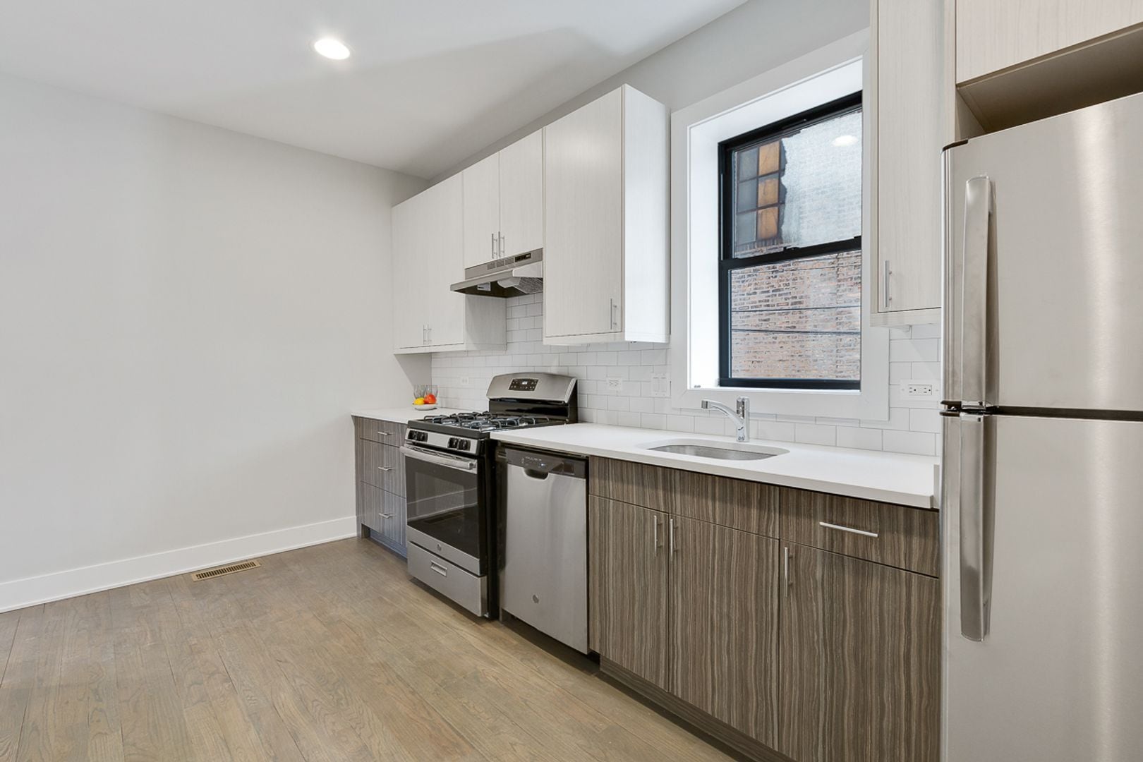 Building Photo - 2620 N Rockwell St