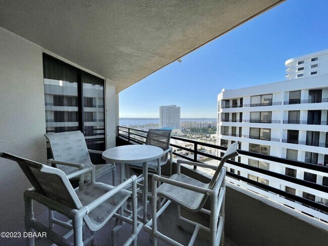 Building Photo - Furnished Oceanview 2 Bed, 2 Bath Condo – ...