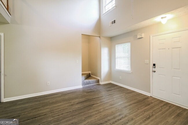 Building Photo - 4408 Jacobs Dr SW