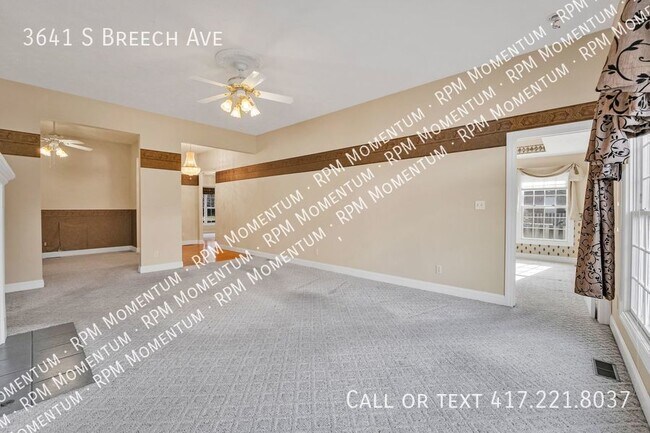 Building Photo - Chesterfield Village 3 Bedroom 2 Bath 2 Ca...