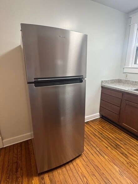 Brand new stainless steel Whirlpool fridge - 1333 Castlewood Ave