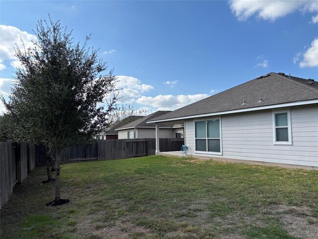 Building Photo - 1717 Bowerton Dr