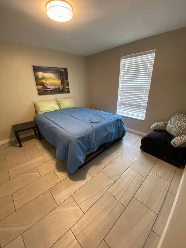 Building Photo - Corporate Housing