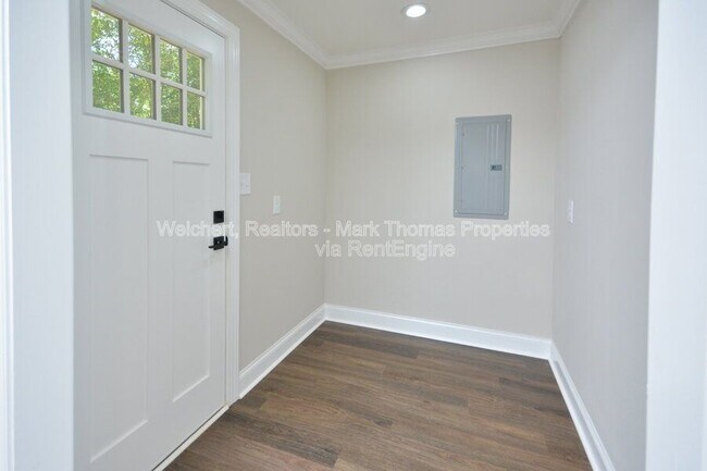 Building Photo - 1705 Mason Rd