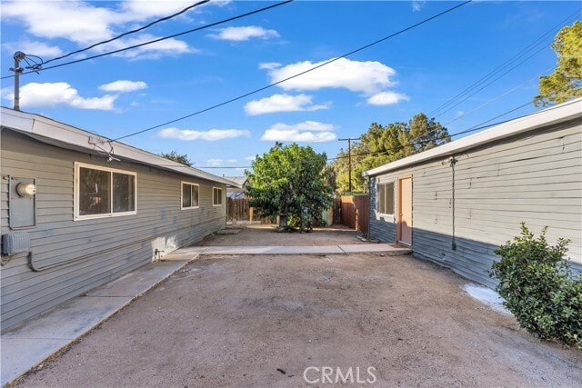 Building Photo - 14147 Arrowhead Dr