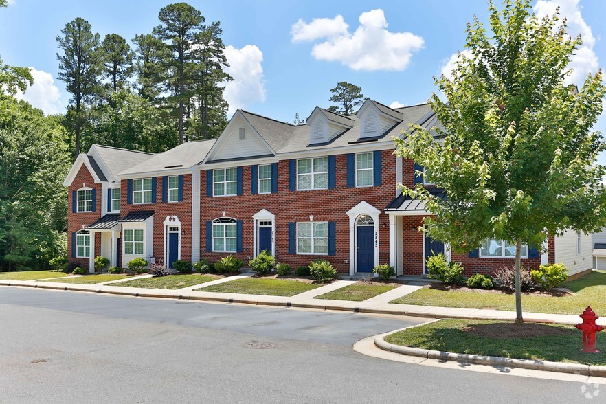 Primary Photo - The Reserve at Catawba Creek