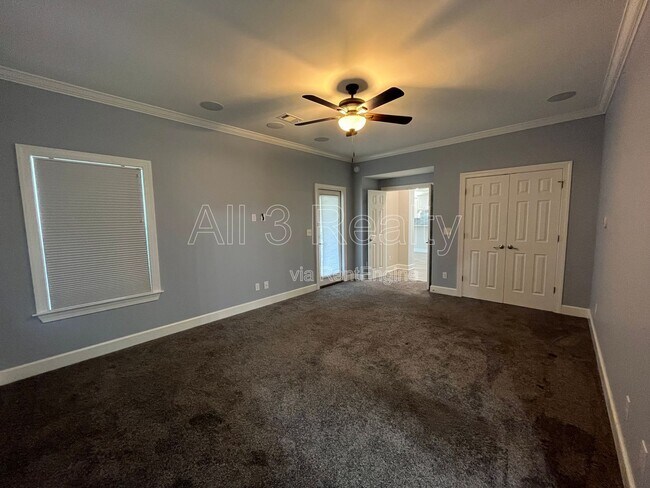 Building Photo - 1924 Wyngate Loop