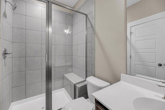 Building Photo - 146 Winding Branch Dr