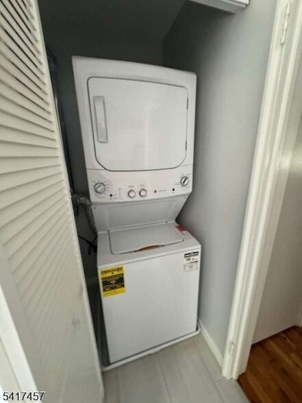 Building Photo - 48 Southgate Rd