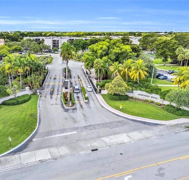 Building Photo - 8760 SW 133rd Avenue Rd