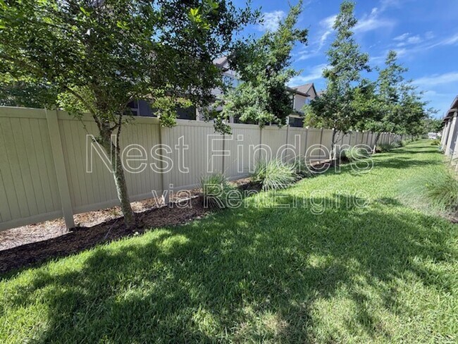 Building Photo - 7028 Buroak Ct