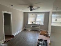 Building Photo - 6024 Larchwood Ave