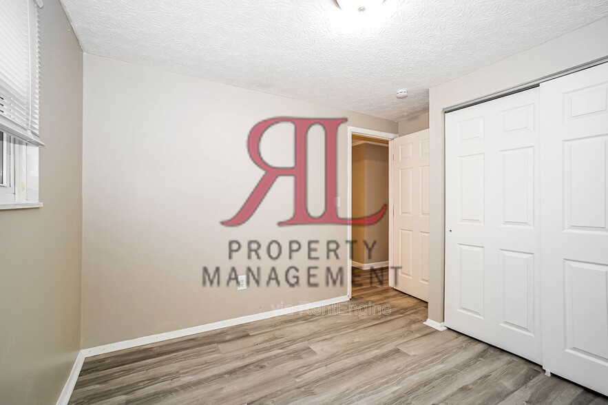 Building Photo - 3465 Clarkston Ave