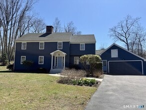 Building Photo - 5 Tall Trees Dr