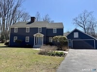 Building Photo - 5 Tall Trees Dr