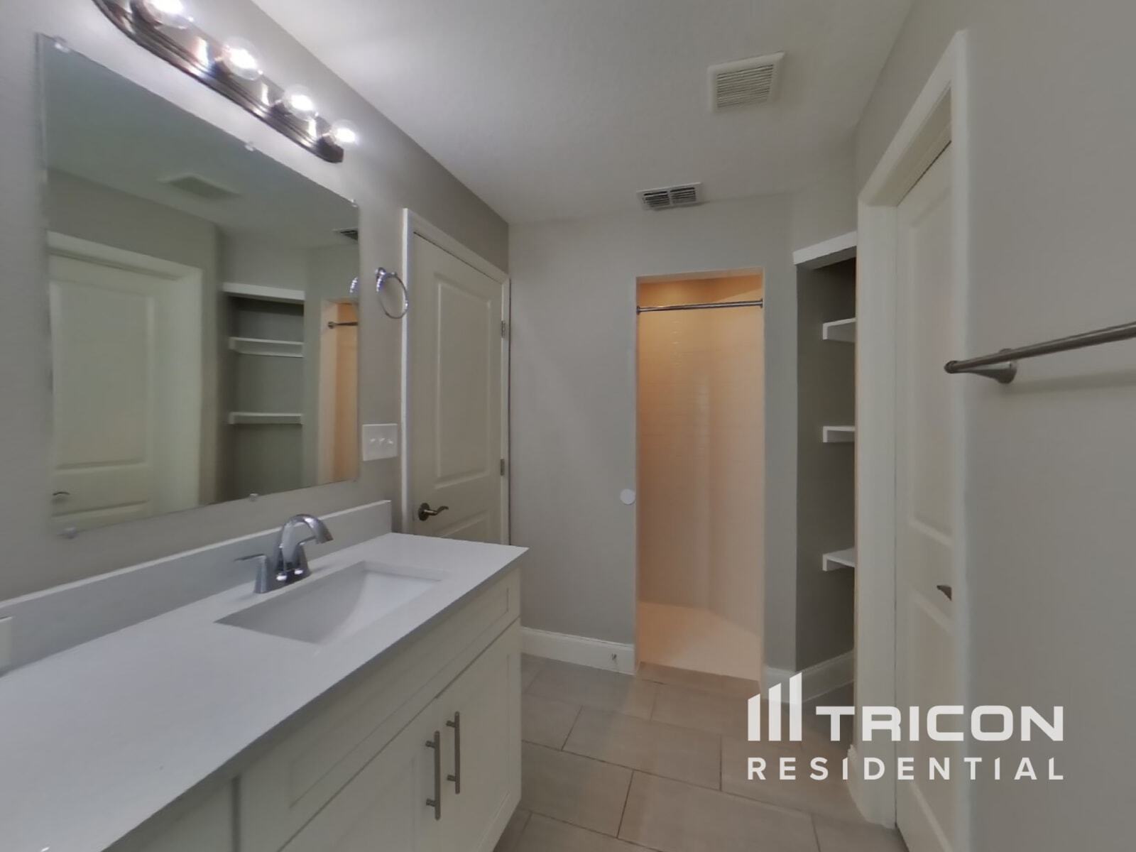 Building Photo - 3140 Tiburon Ln