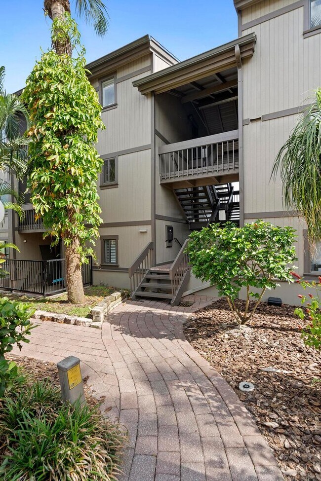 Primary Photo - Lakefront lifestyle in this stunning 3-bed...