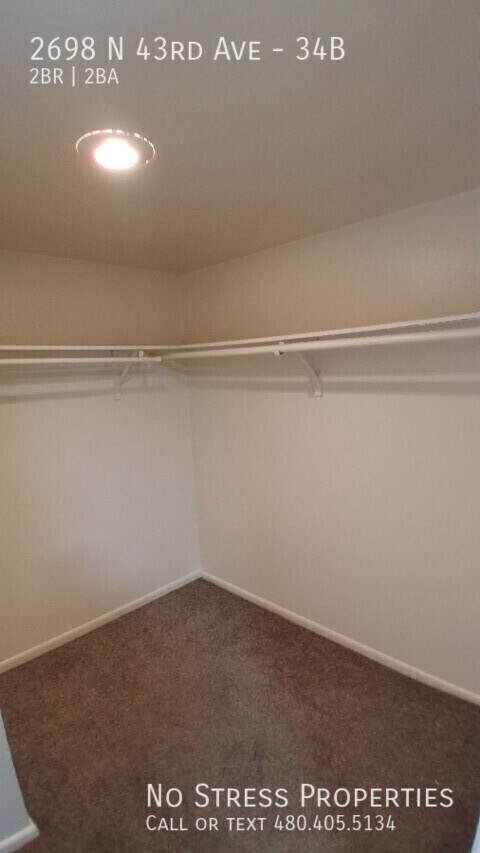 Building Photo - 2698 N 43rd Ave