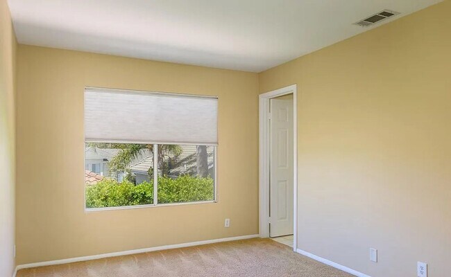 Building Photo - Oak Park 2 story cul-de-sac home