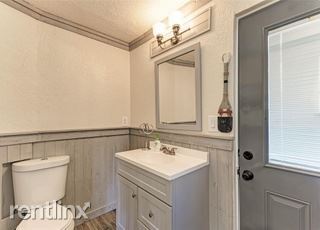 Building Photo - 1 br, 2 bath House - 7208 North Mobley Rd