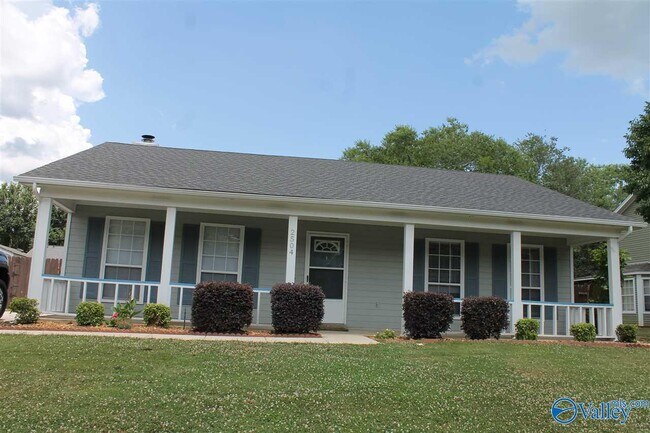 Building Photo - 2504 Reabok Cir SW