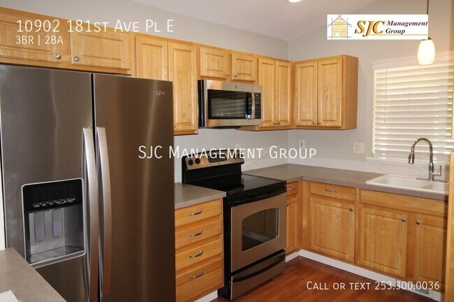 Building Photo - 10902 181st Ave Pl E