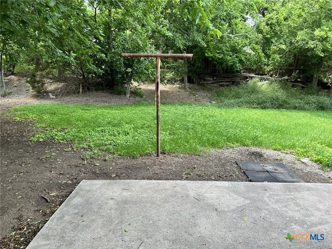 Building Photo - 1307 Janis Dr