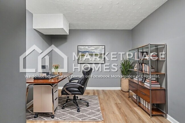 Building Photo - 956 Windwood Ct