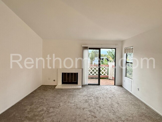 Building Photo - 9352 Twin Trails Dr