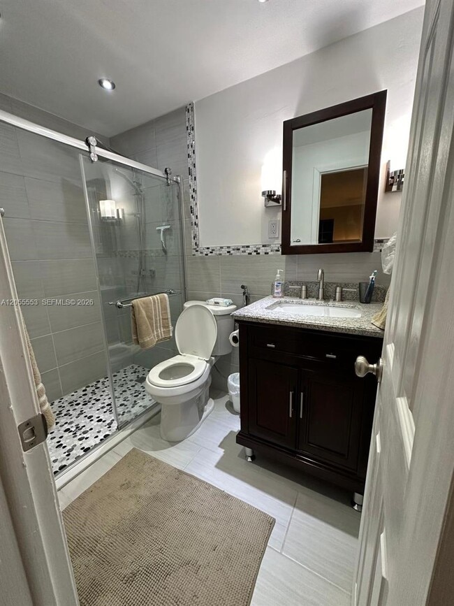 Building Photo - 8500 SW 109th Ave