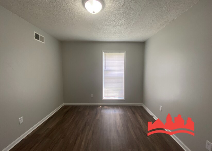 Building Photo - 3708 St Elmo Ave