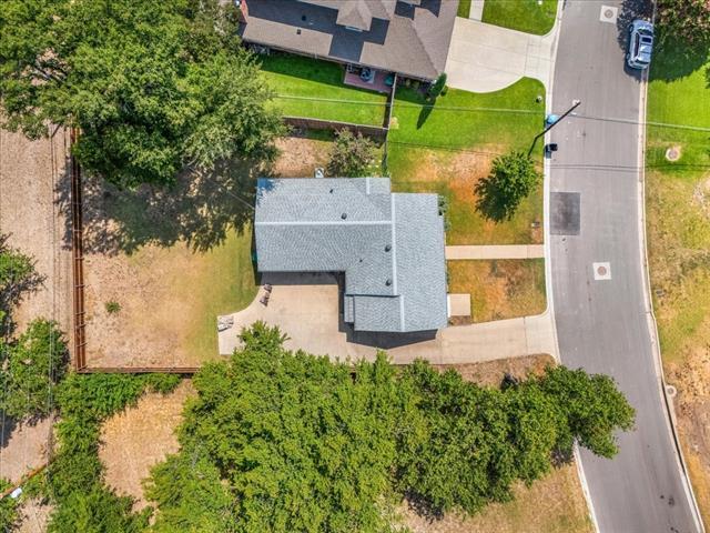Building Photo - 3720 Oaklawn Dr