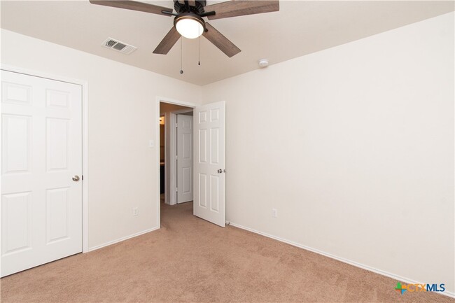 Building Photo - 303 Gemini Ln