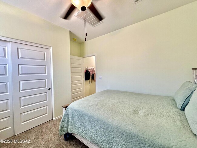 Building Photo - 13553 N Nicholas Ct