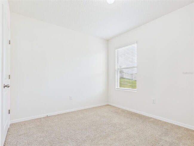 Building Photo - 4942 SW 97th Ln
