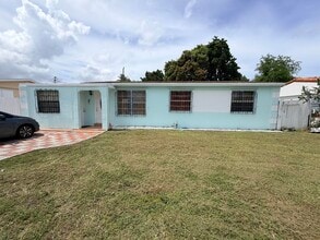 Building Photo - 2033 Longwood Rd