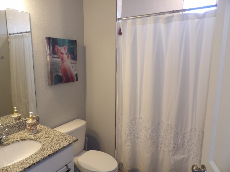 Building Photo - 6520 Golden Briar Ln