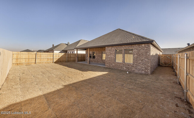 Building Photo - 1808 Ross Ave