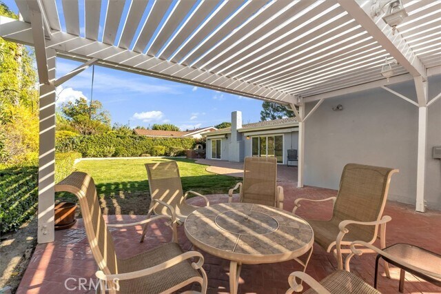 Building Photo - 8201 Clemens Ave