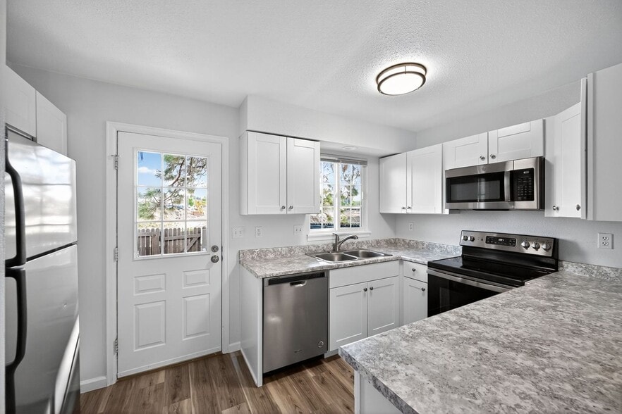 Building Photo - 10846 Bayfield Way