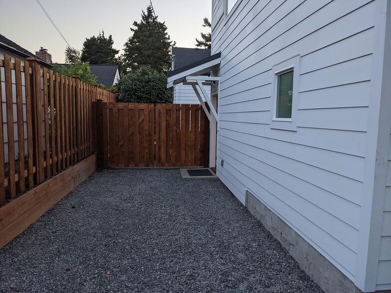 Private entrance and parking with Electric outlet - 3240 29th Ave W