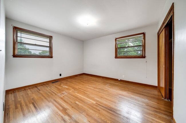 Building Photo - 411 Westchester Dr