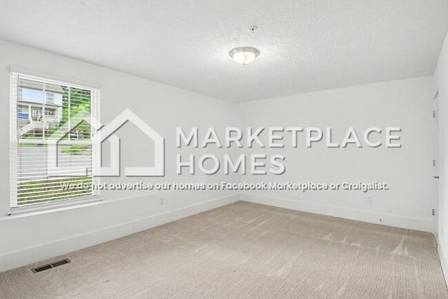 Building Photo - 211 Briar Rd
